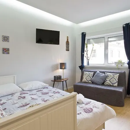 2 Comfortable Stunning Flats - Center Apartment Porto
